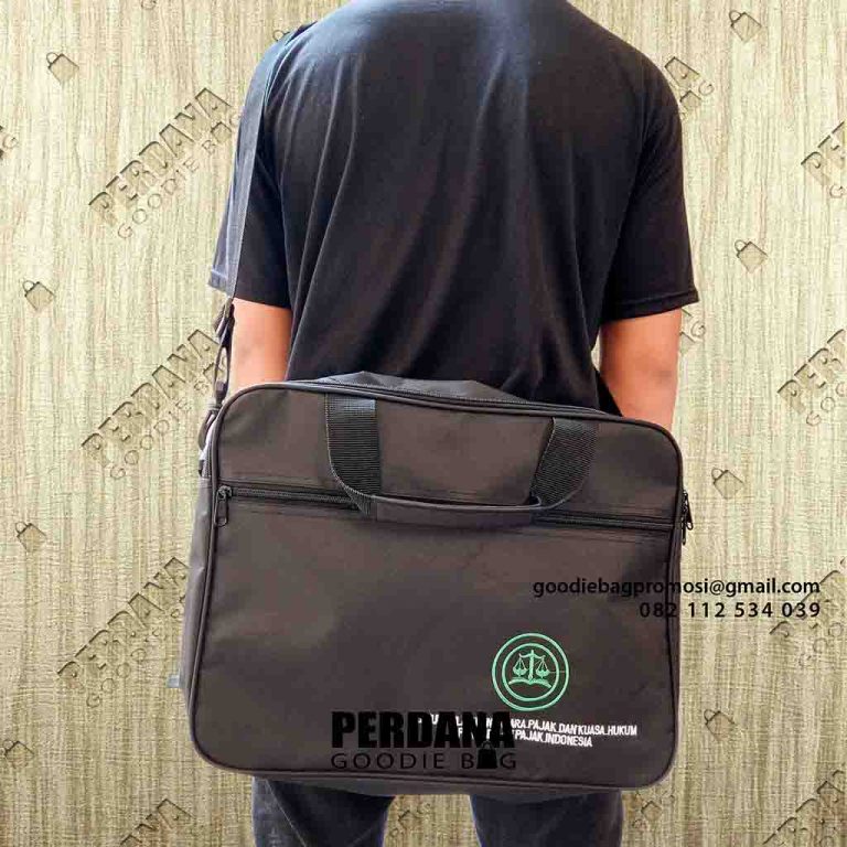Tas Laptop Selempang Plaza De Lumina Cengkareng – Tas Kanvas – Tas